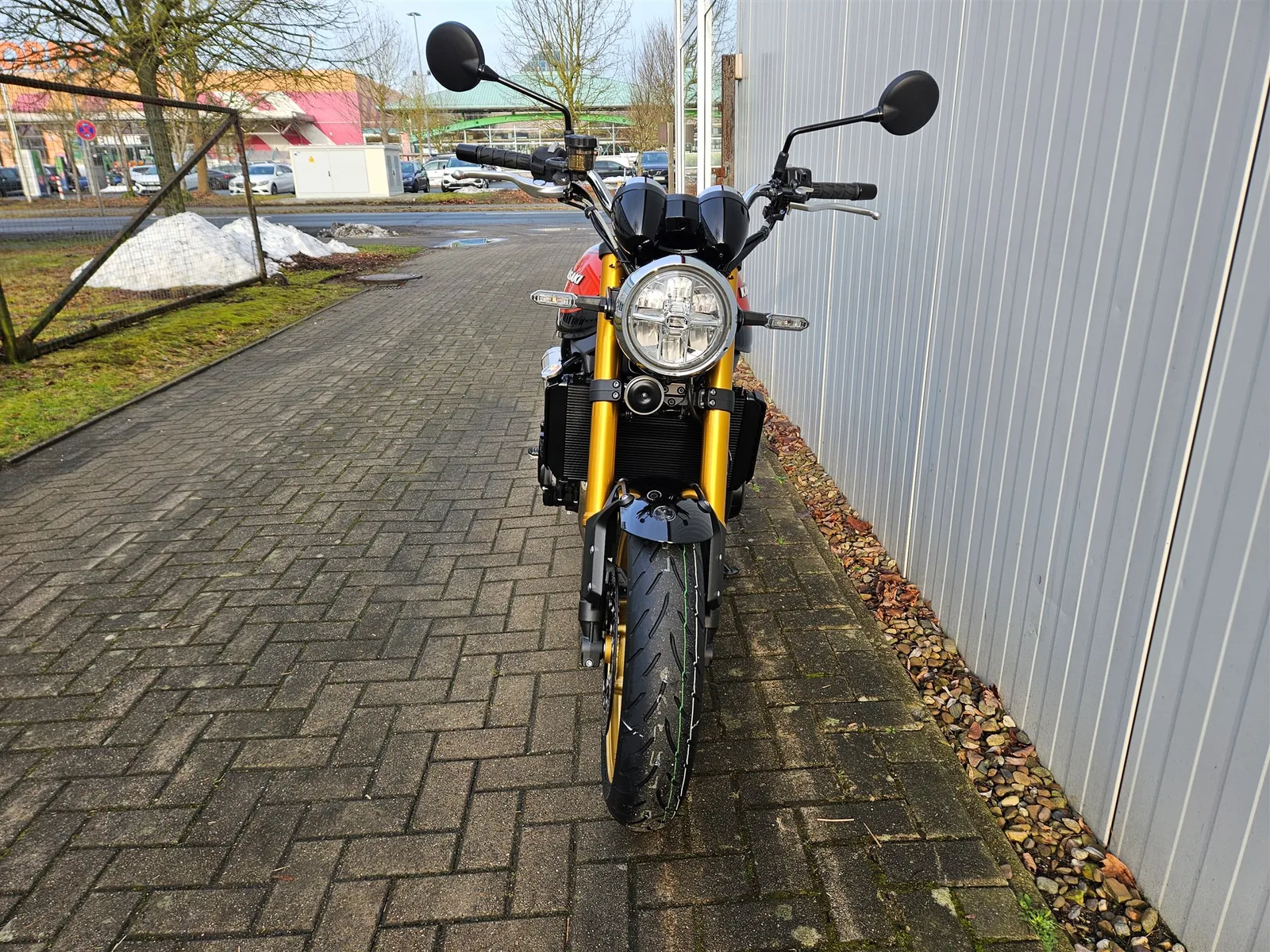 Kawasaki Z900 RS SE sofort lieferbar