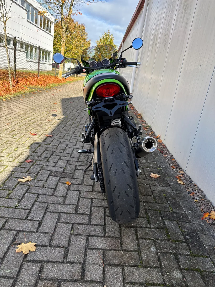 Kawasaki Z900 RS Cafe