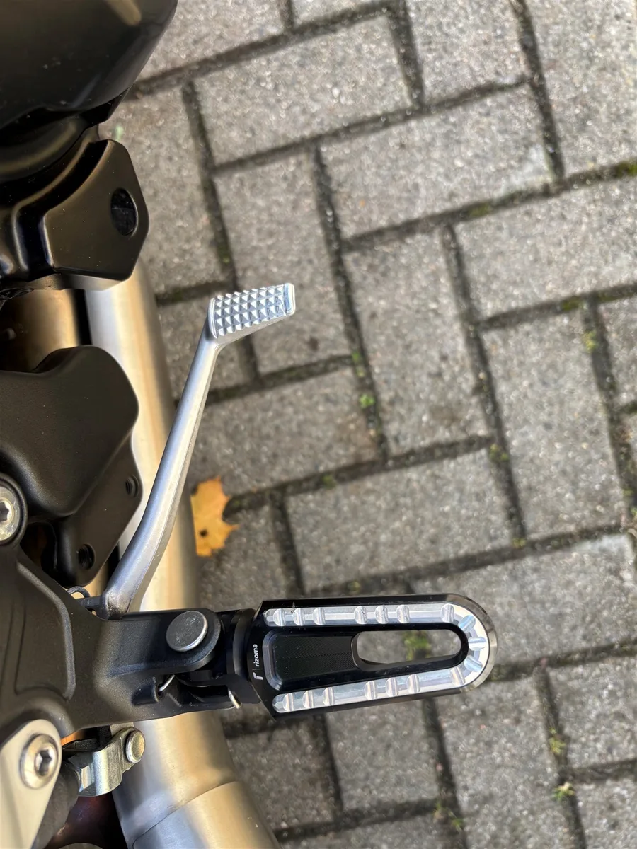 Kawasaki Z900 RS Cafe