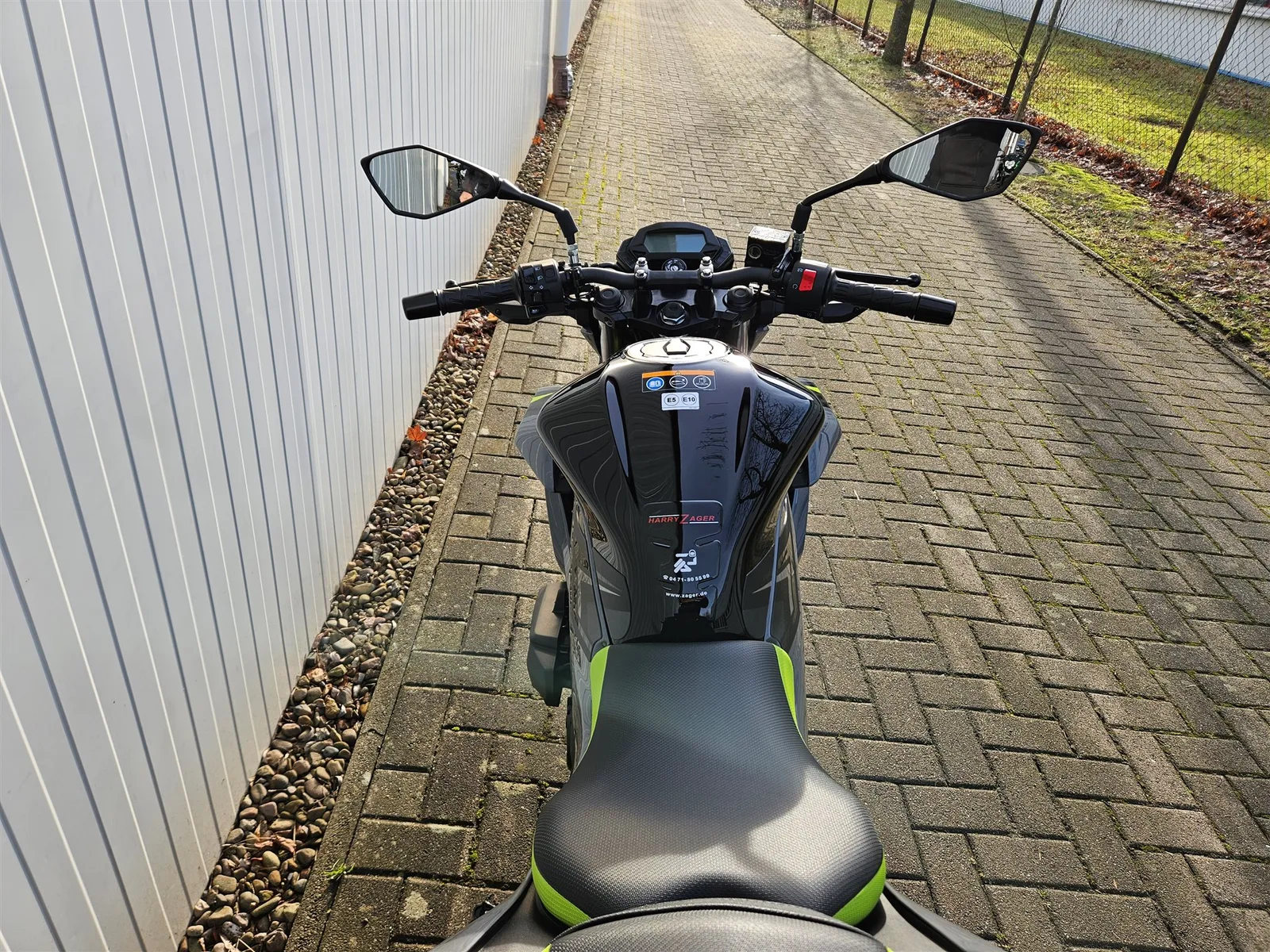 Kawasaki Z125 lieferbar! Modell 2026