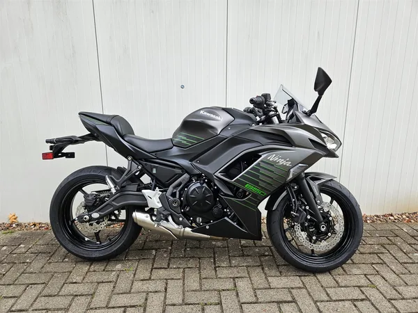 Kawasaki Ninja 650 LIEFERBAR! Starterbonus 650,- Euro!