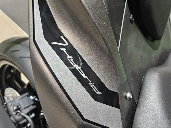 Kawasaki Z7 Hybrid 4 Jahre Garantie!