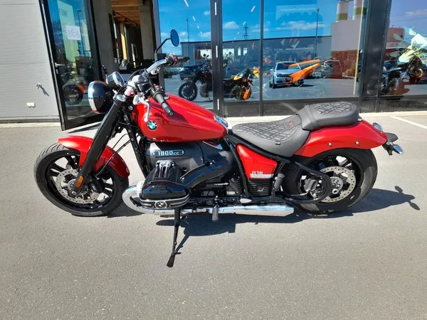 BMW R 18
