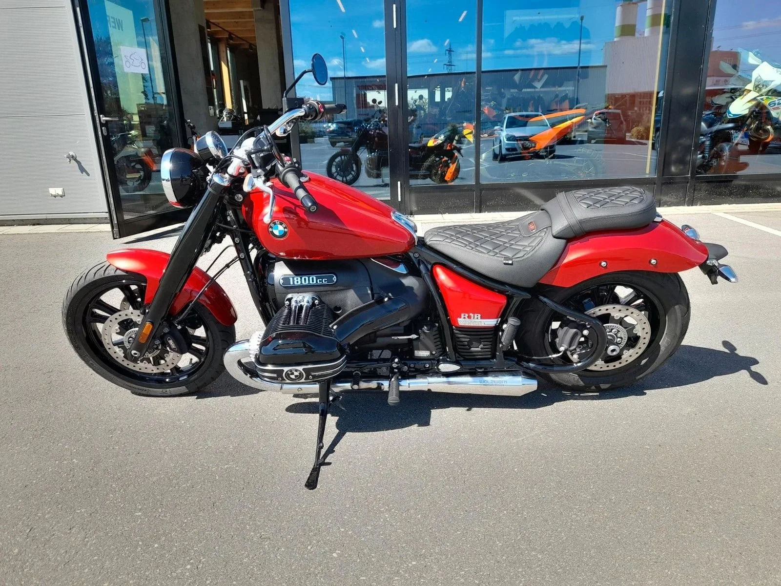 BMW R 18