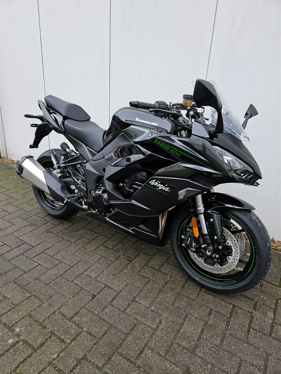 Kawasaki Ninja 1100SX inklusive Koffersatz