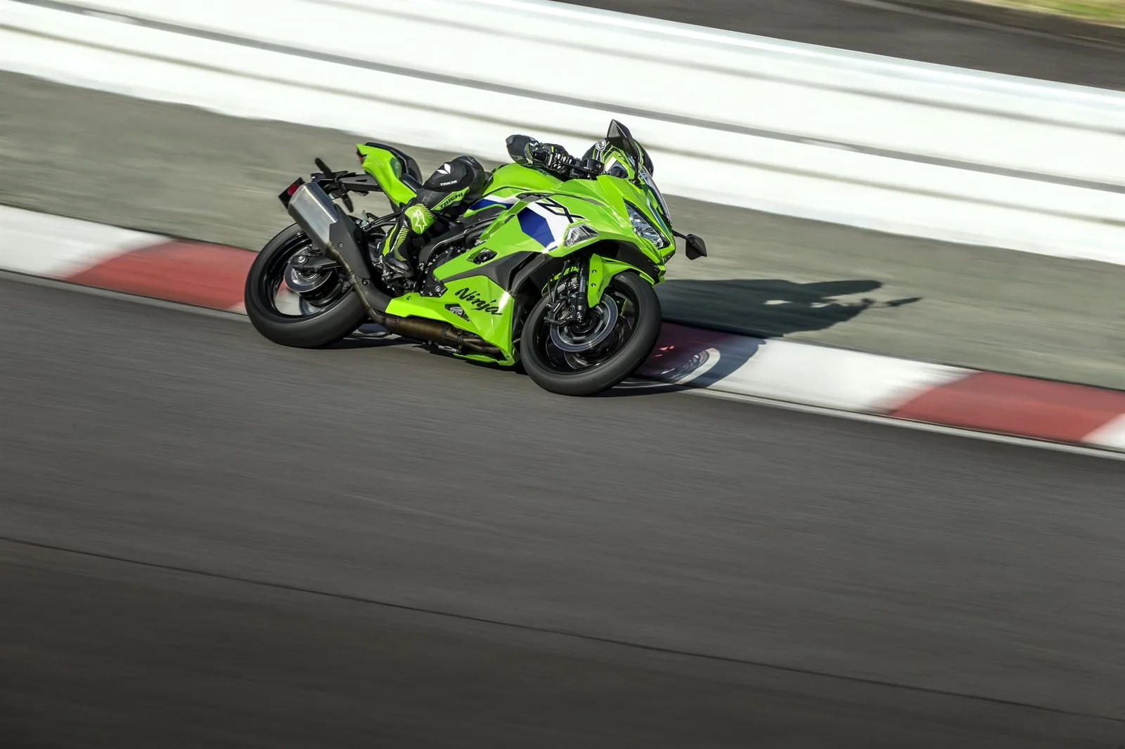 Kawasaki Ninja ZX-4RR sofort lieferbar!
