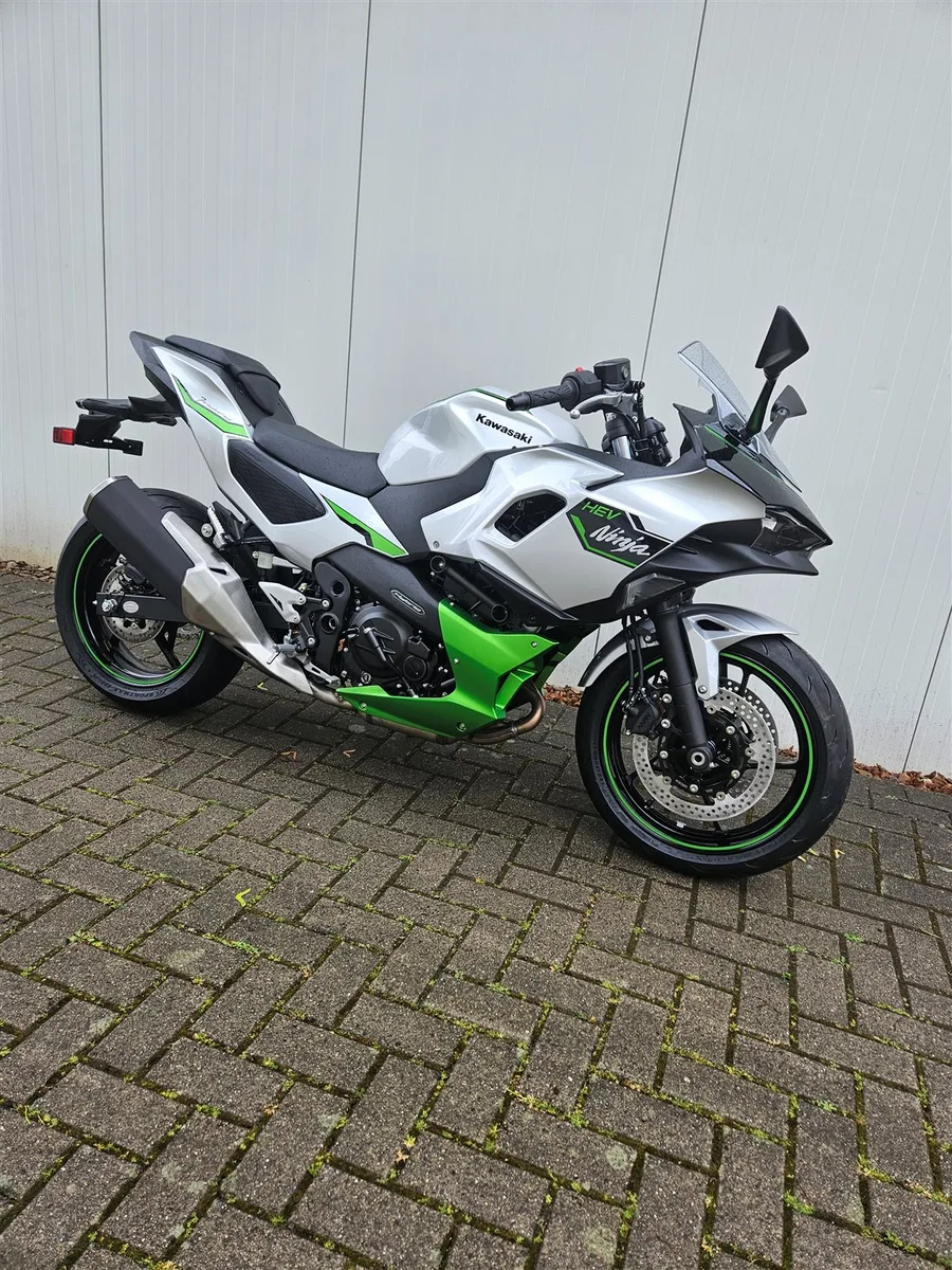 Kawasaki Ninja 7 Hybrid 4 Jahre Garantie