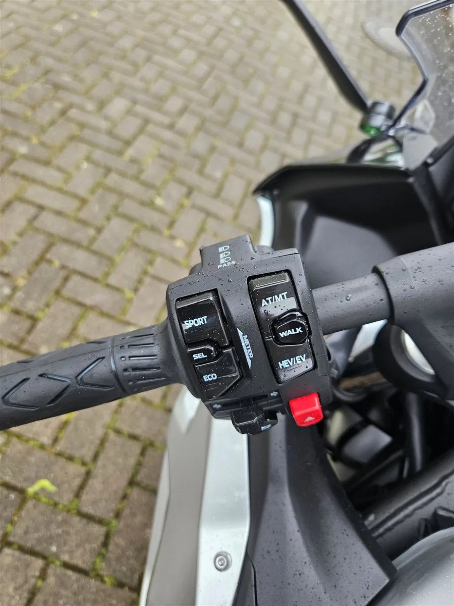 Kawasaki Ninja 7 Hybrid 4 Jahre Garantie