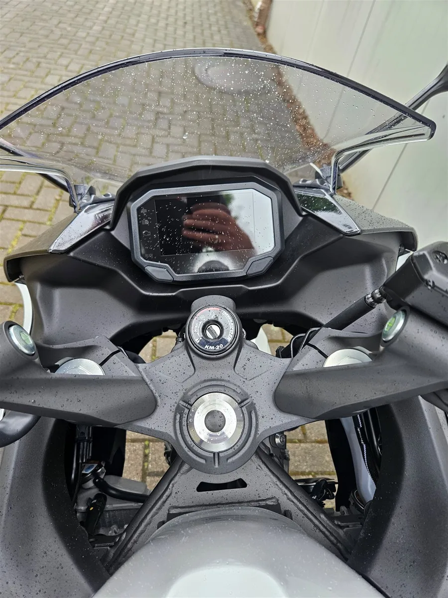 Kawasaki Ninja 7 Hybrid 4 Jahre Garantie