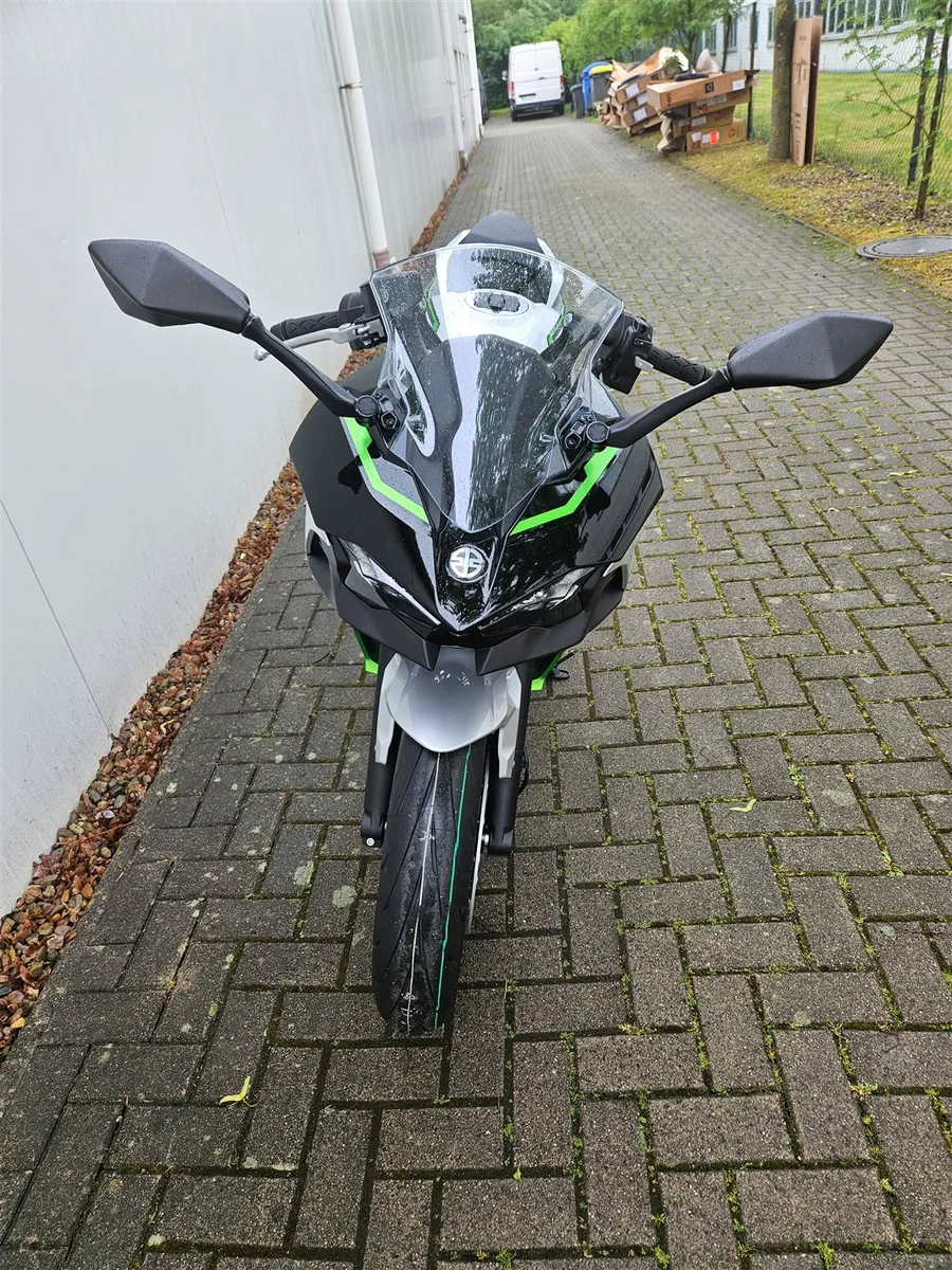 Kawasaki Ninja 7 Hybrid 4 Jahre Garantie