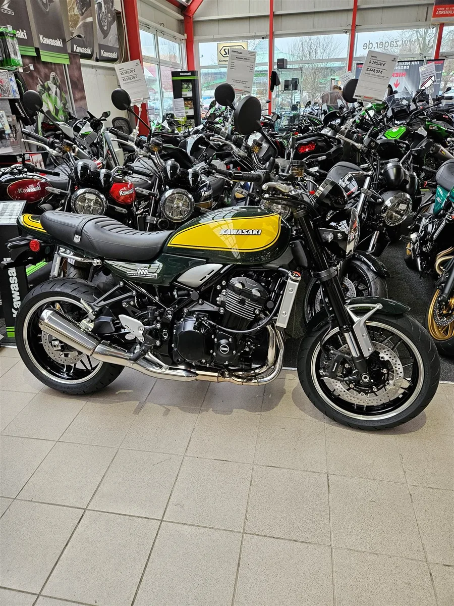 Kawasaki Z900 RS sofort lieferbar! Starterbonus sichern