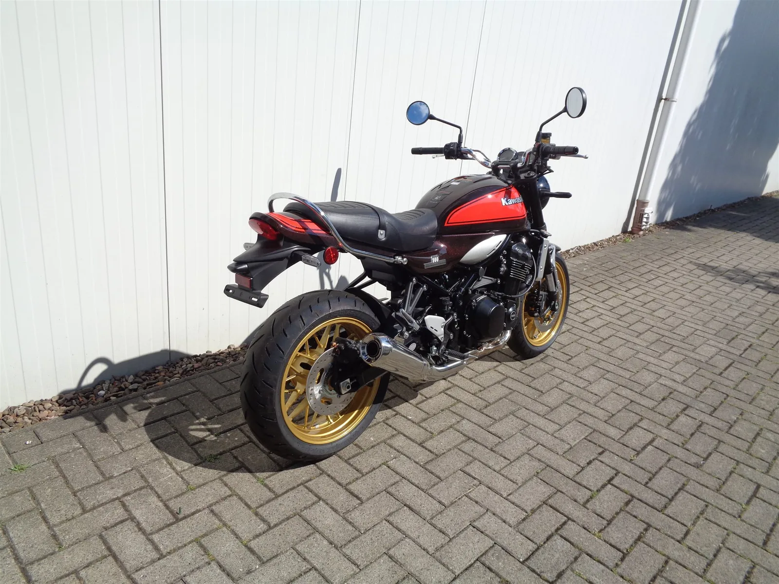 Kawasaki Z900 RS 50th Anniversary SE