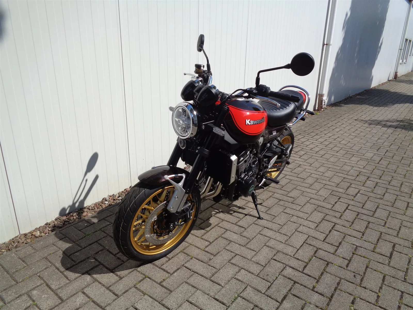 Kawasaki Z900 RS 50th Anniversary SE