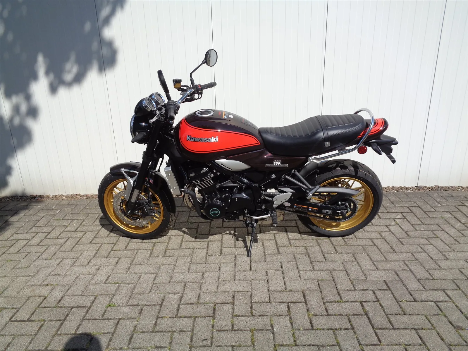 Kawasaki Z900 RS 50th Anniversary SE