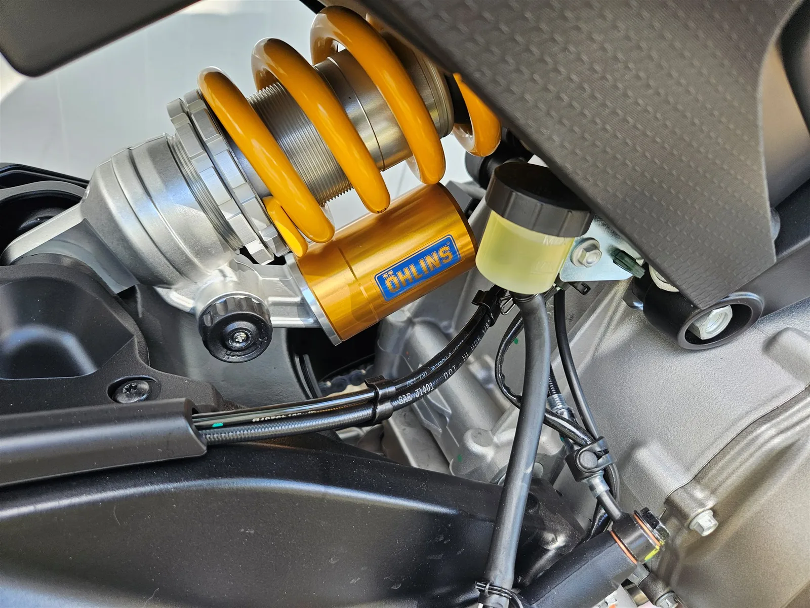 Aprilia Tuono 660 Factory vom Vertragshändler! 35kw