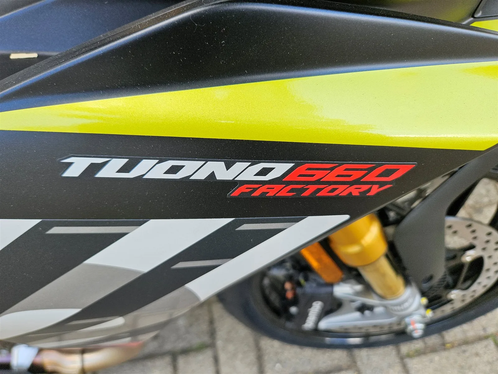 Aprilia Tuono 660 Factory vom Vertragshändler! 35kw