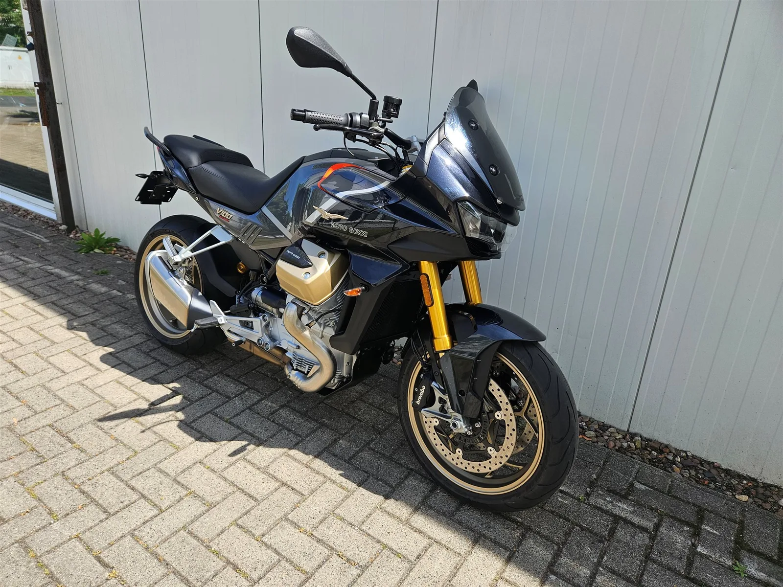 Moto Guzzi V100 Mandello S Topzustand! Hohe Sitzbank
