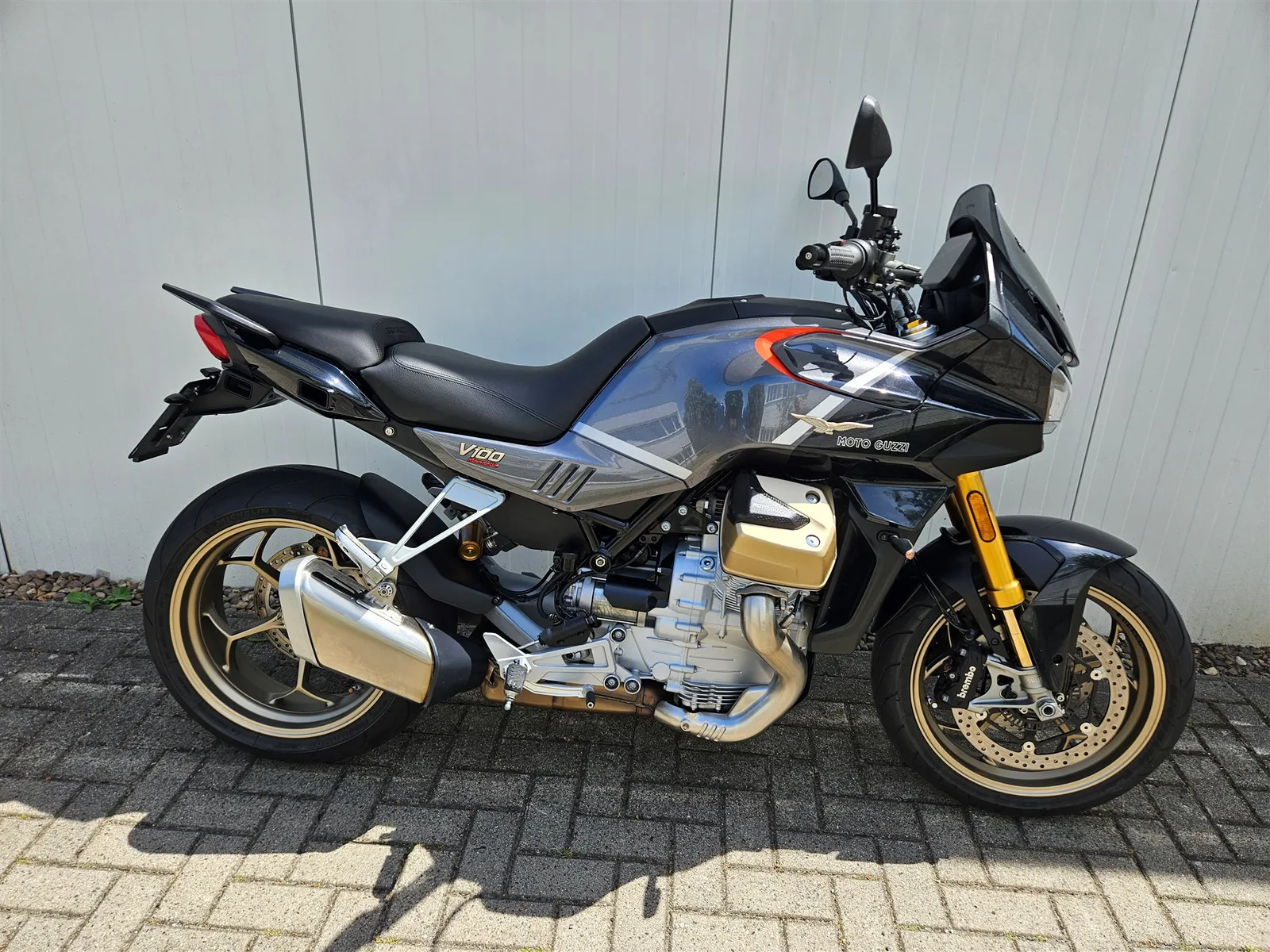 Moto Guzzi V100 Mandello S Topzustand! Hohe Sitzbank