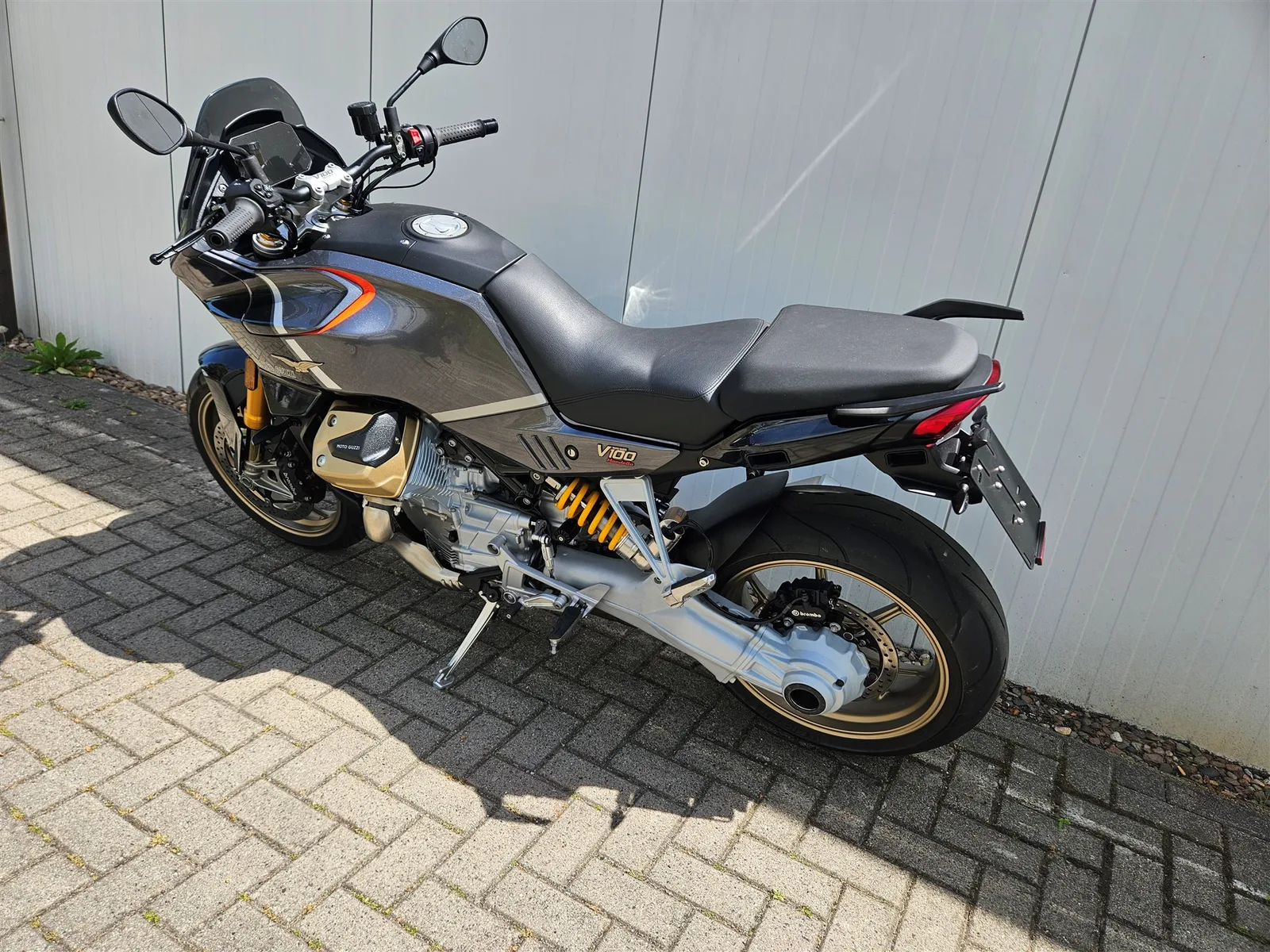 Moto Guzzi V100 Mandello S Topzustand! Hohe Sitzbank
