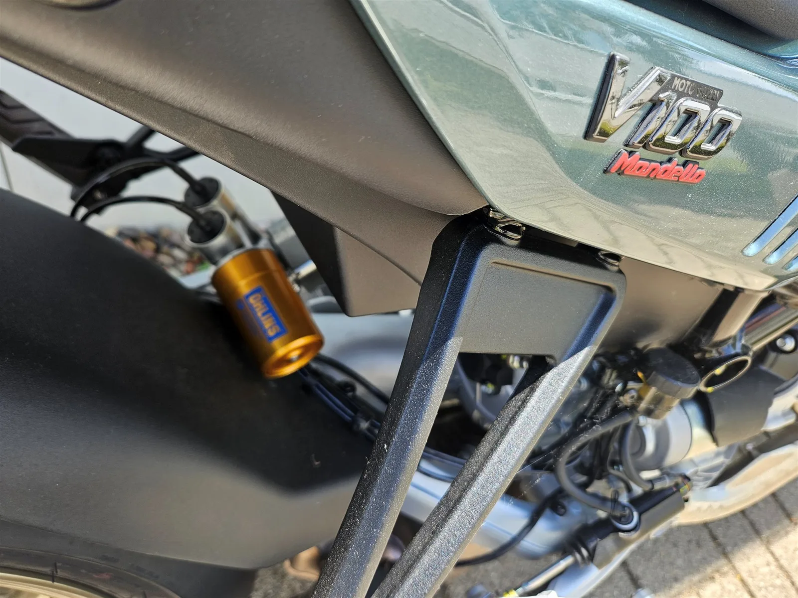 Moto Guzzi V100 Mandello S sofort lieferbar!