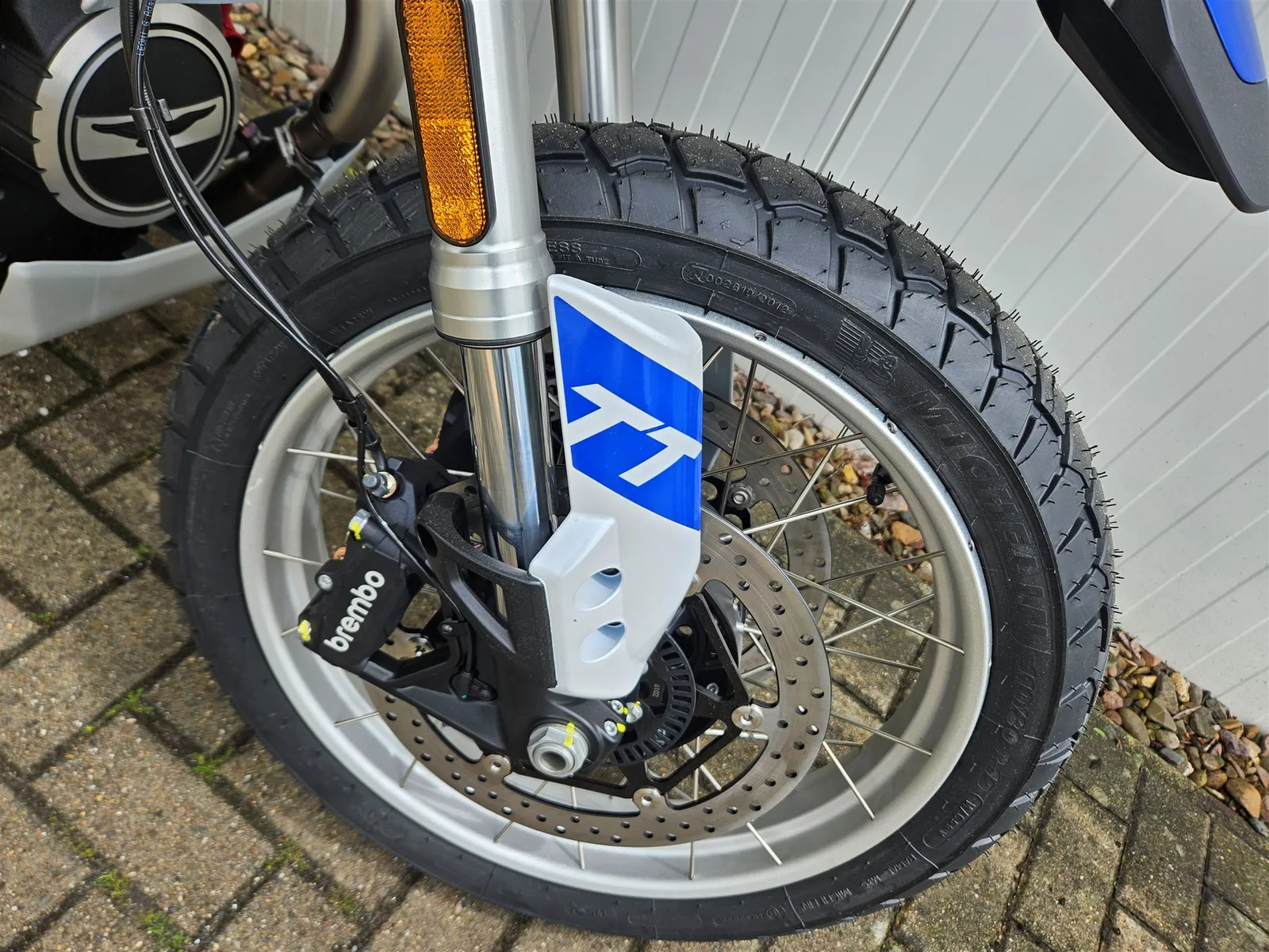 Moto Guzzi V85 TT sofort lieferbar! 2026
