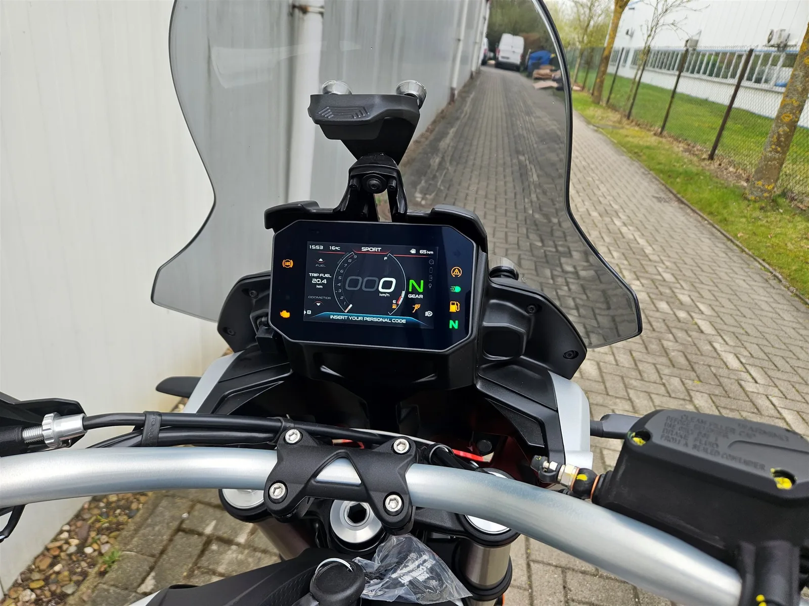 Moto Guzzi V85 TT sofort lieferbar! 2026