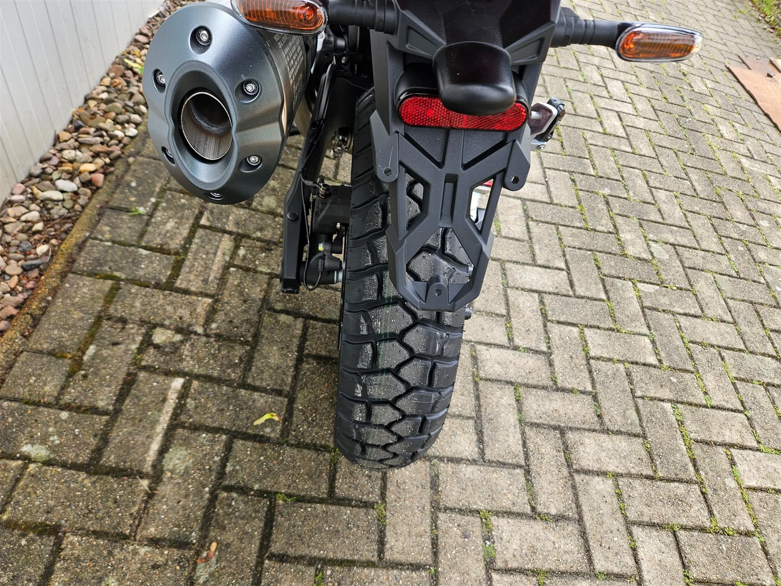 Moto Guzzi V85 TT sofort lieferbar! 2026