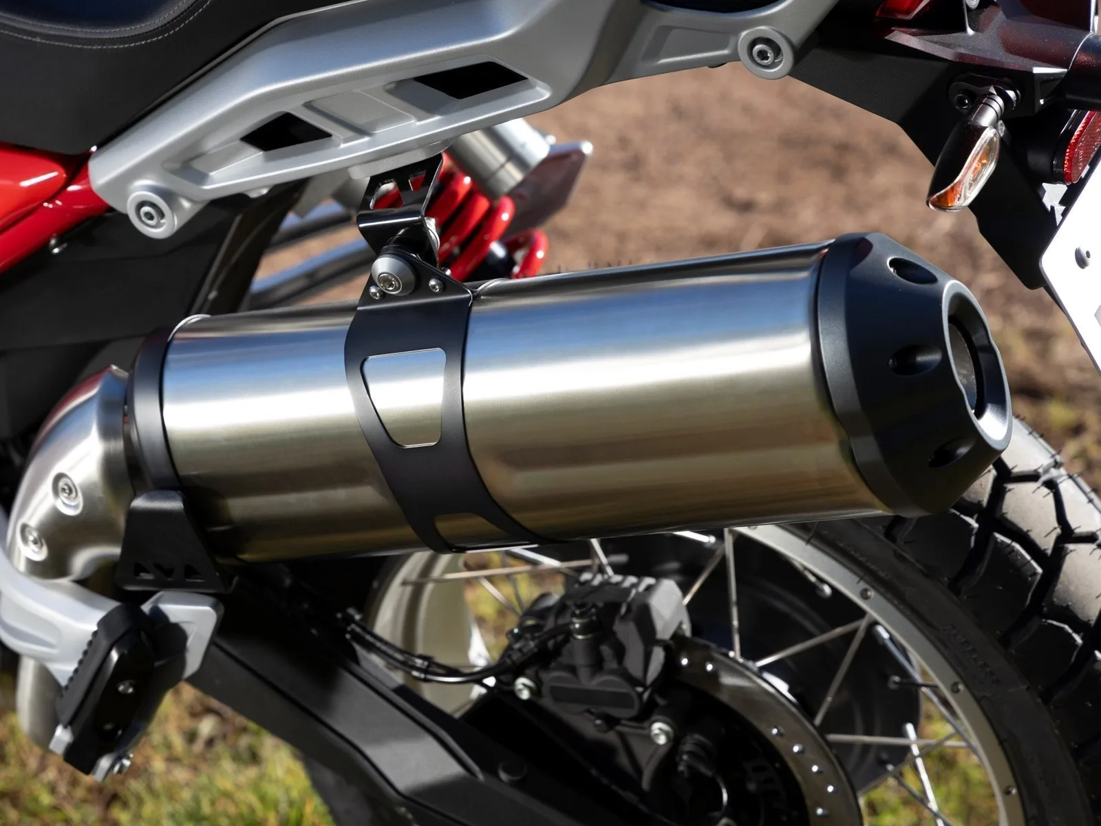 Moto Guzzi V85 TT sofort lieferbar! 2026