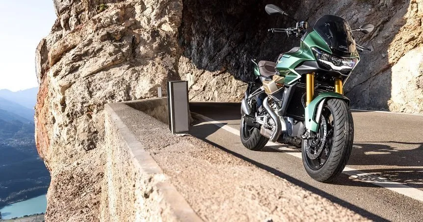 Moto Guzzi V100 Mandello S sofort lieferbar!