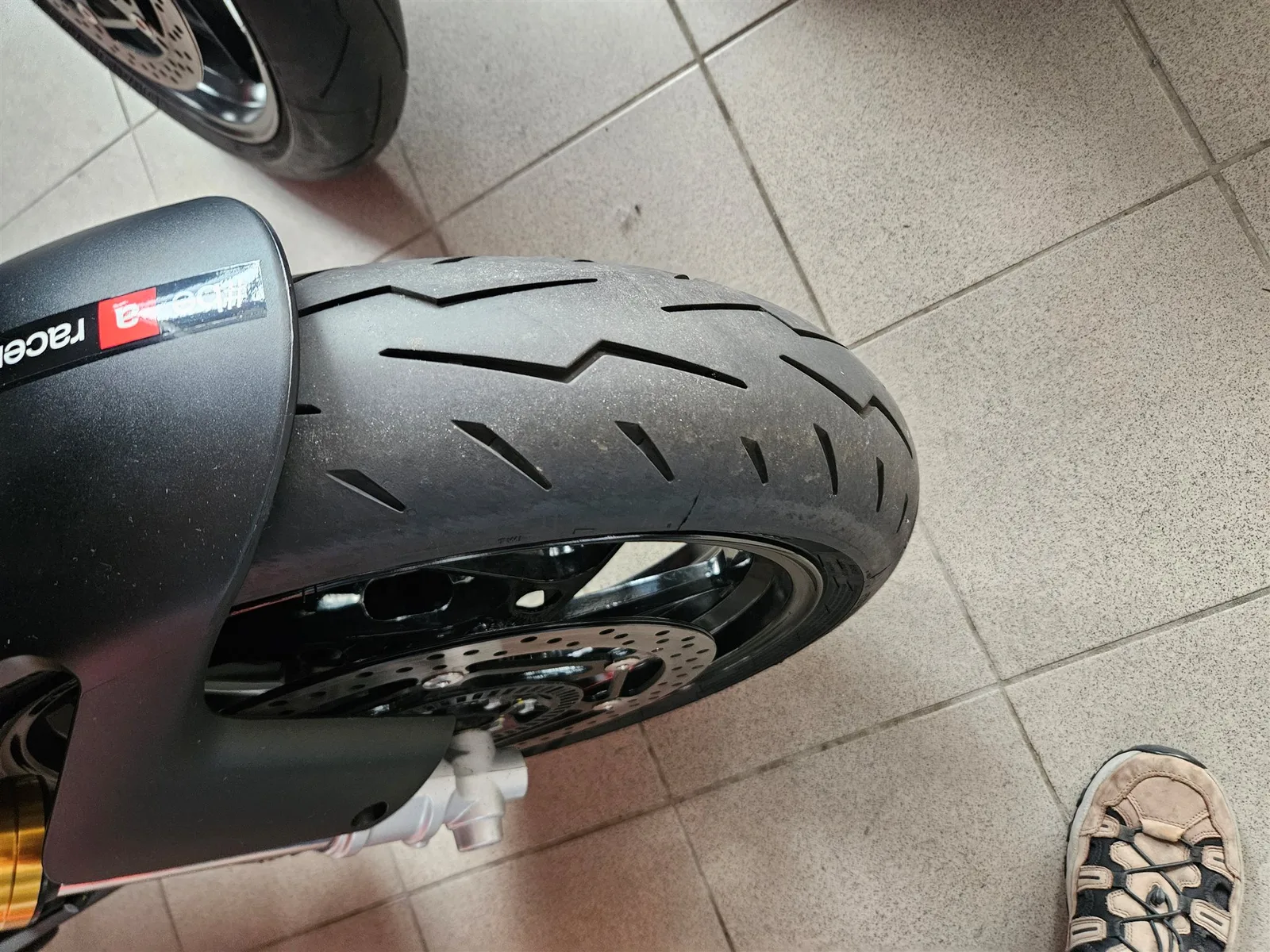 Aprilia RS 660