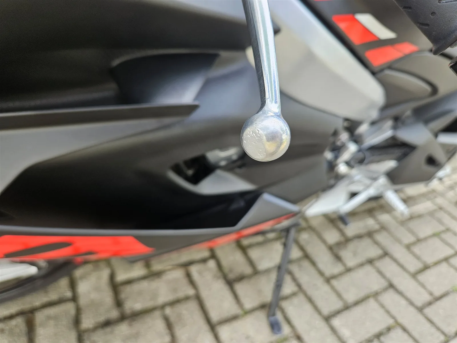 Aprilia RS 660