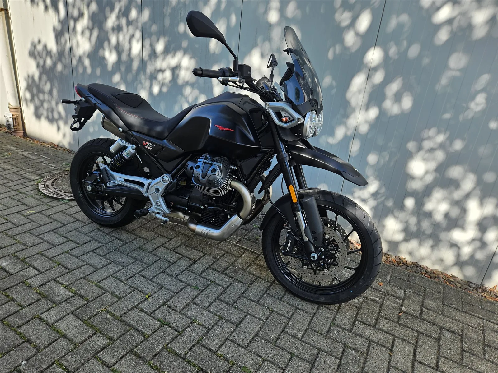 Moto Guzzi V85 Strada sofort lieferbar!