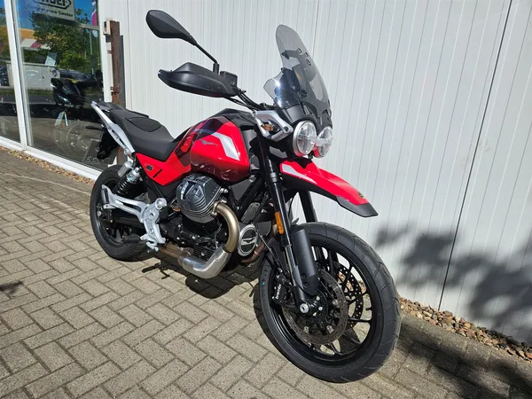 Moto Guzzi V85 Strada sofort lieferbar! 2026