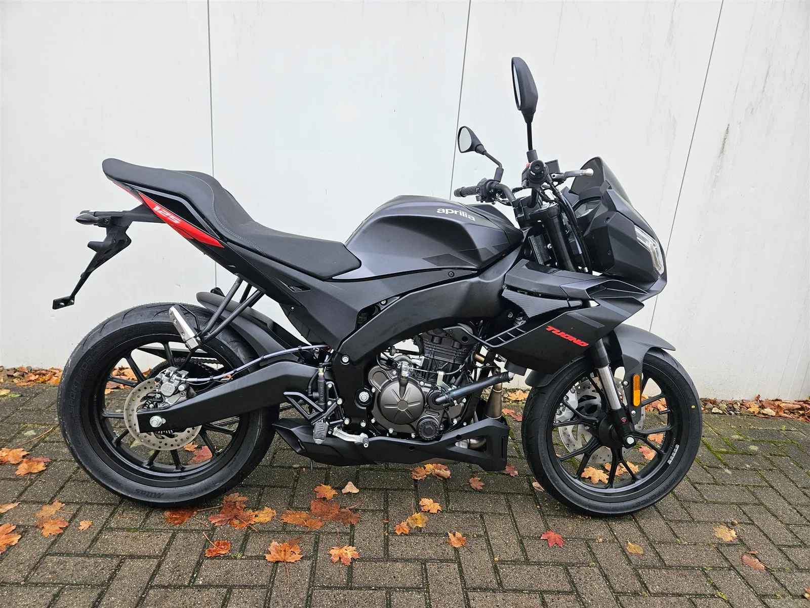 Aprilia Tuono 125 sofort lieferbar!