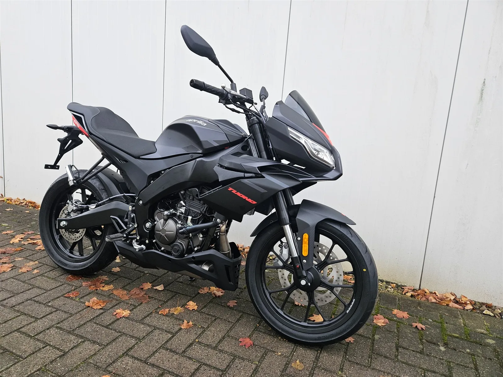 Aprilia Tuono 125 sofort lieferbar!