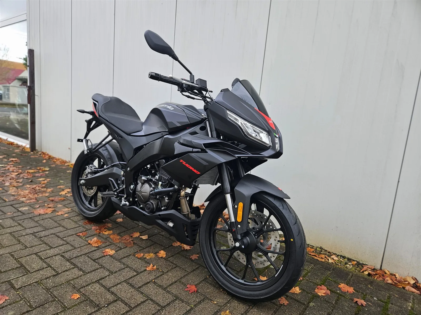 Aprilia Tuono 125 sofort lieferbar!