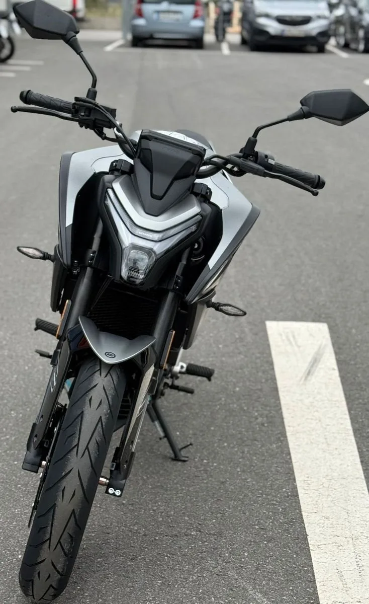 CFMOTO 125NK