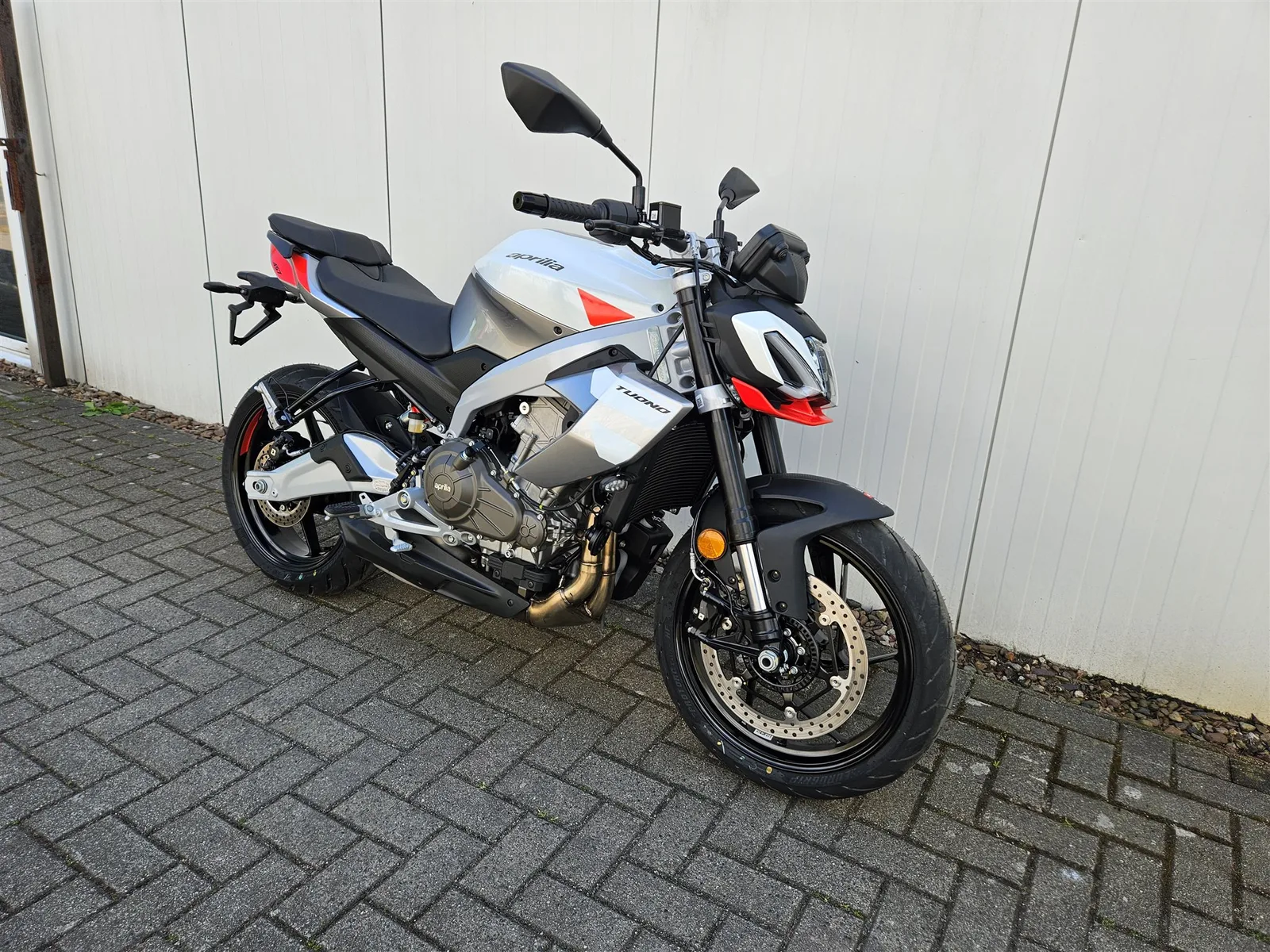 Aprilia Tuono 457 sofort lieferbar!