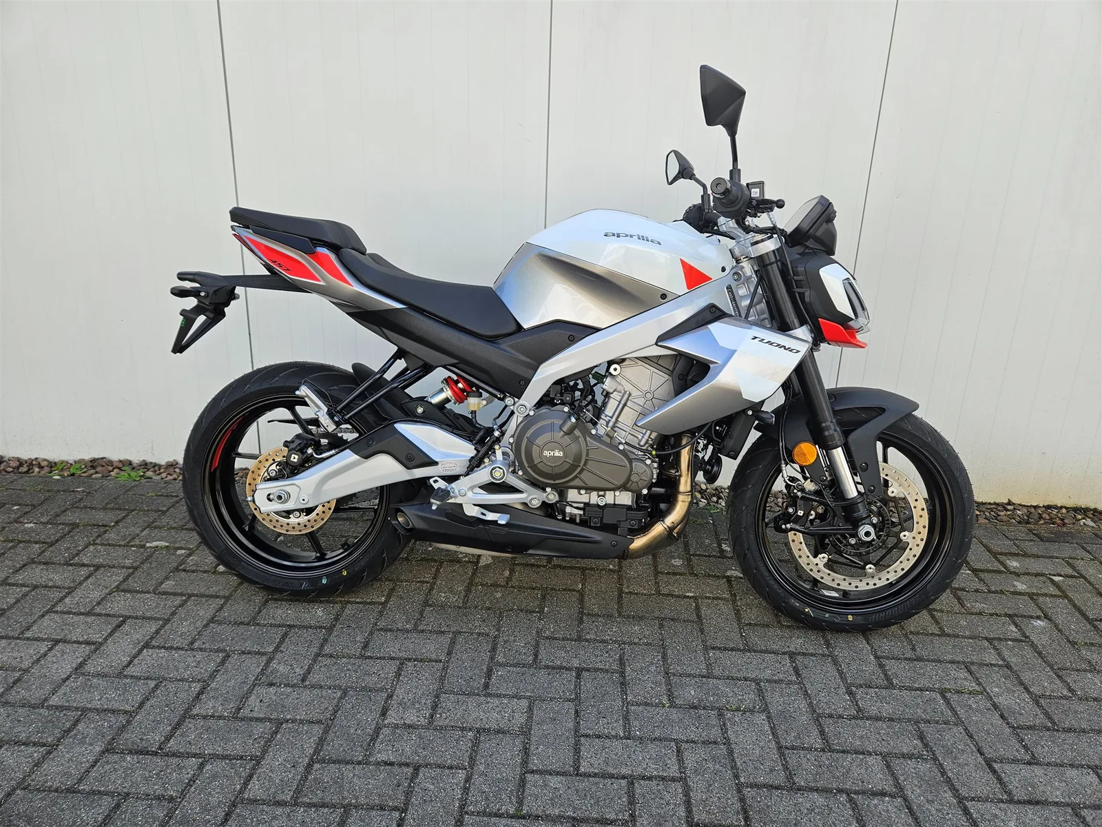 Aprilia Tuono 457 sofort lieferbar!
