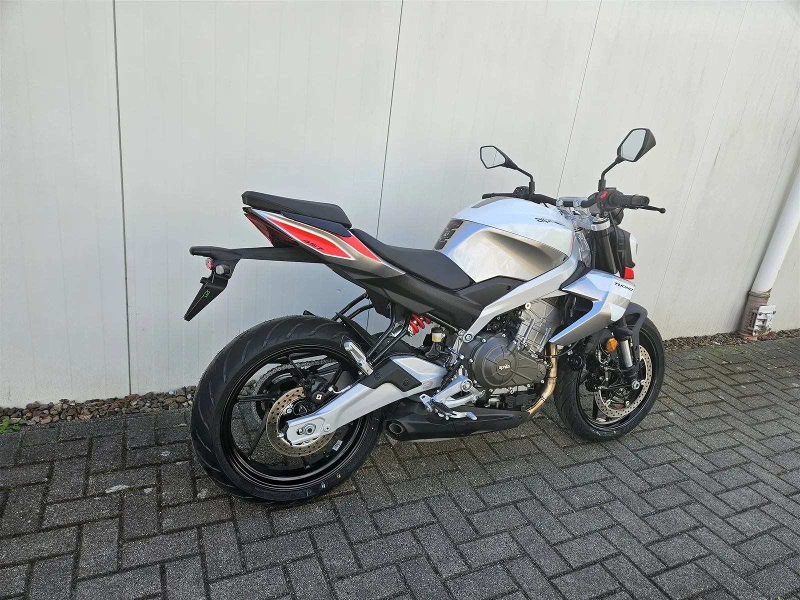 Aprilia Tuono 457 sofort lieferbar!