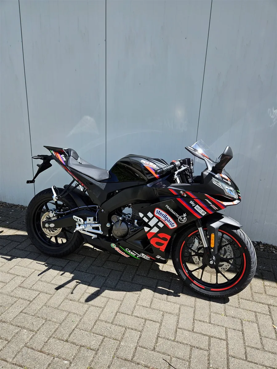 Aprilia RS 125 Replica sofort lieferbar!