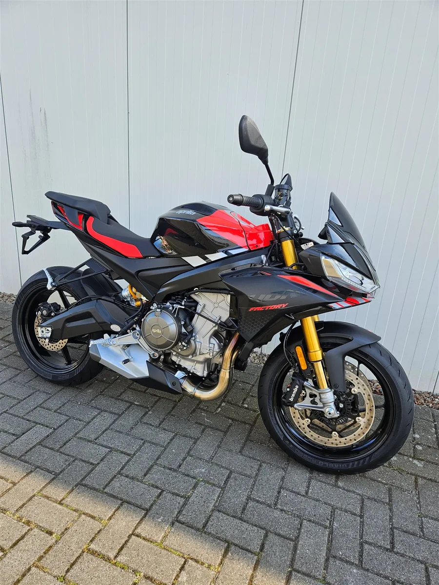 Aprilia Tuono 660 Factory vom Vertragshändler!