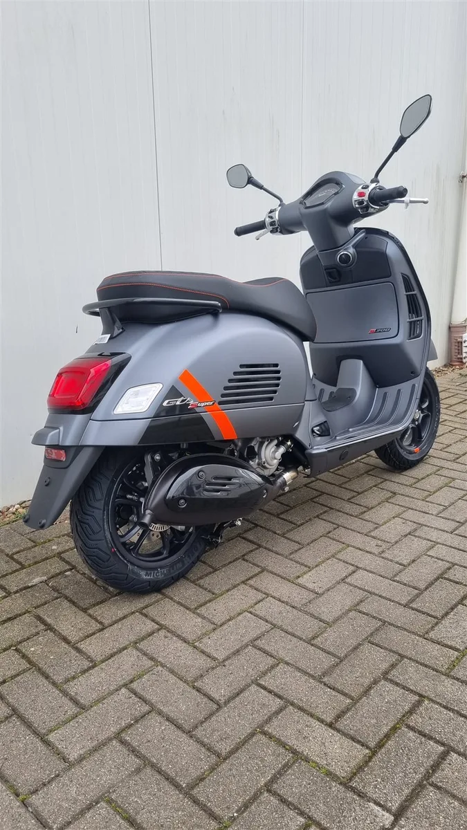 Vespa GTS 300 Super Sport keine 310