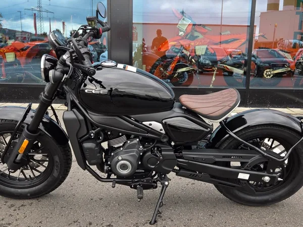 CFMOTO 450CL-C Bobber