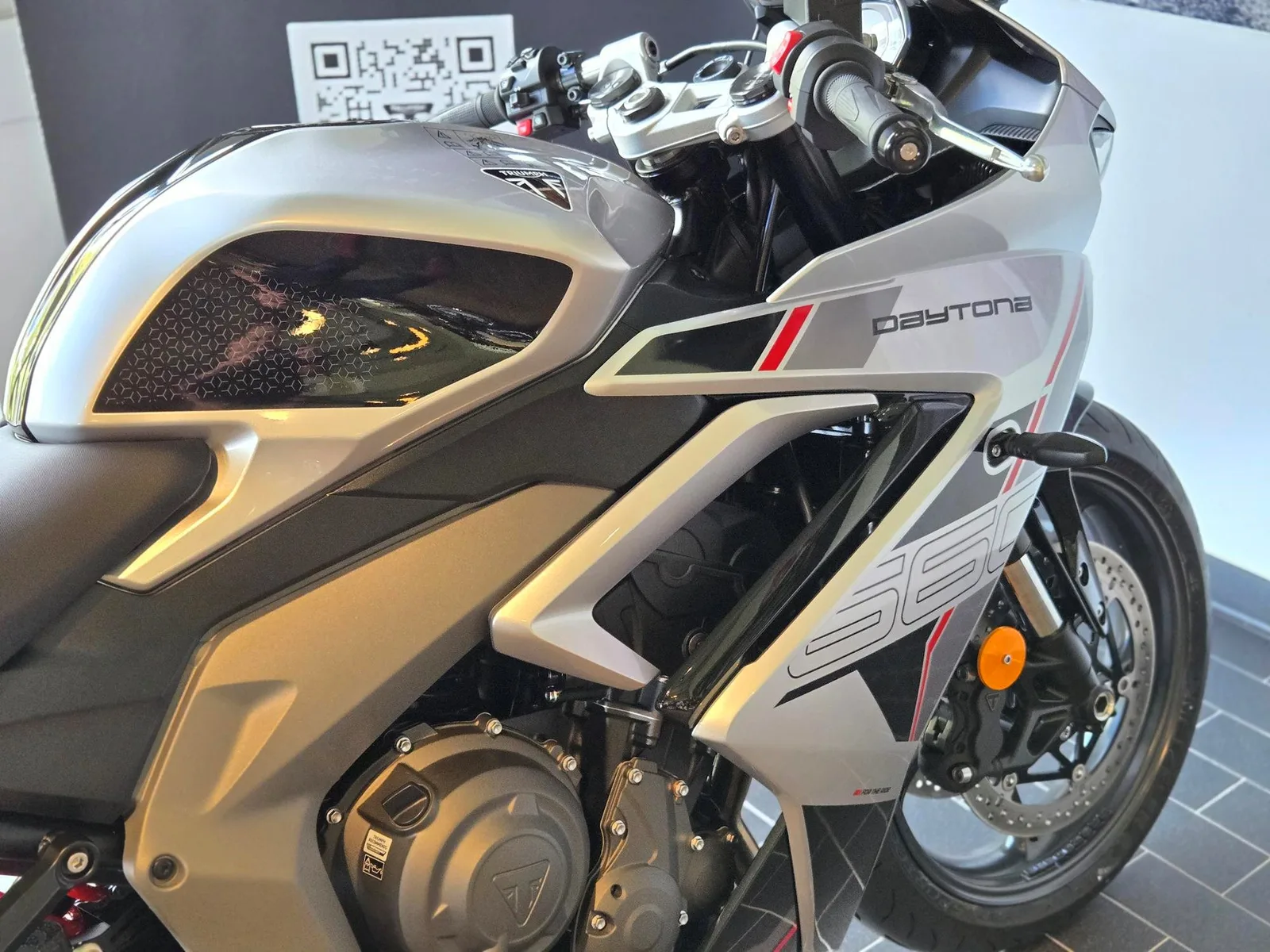 Triumph Daytona 660 Kostenloses A2 Drosselkit sichern