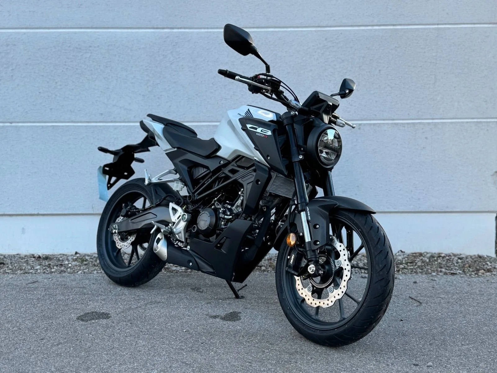 Honda CB125R
