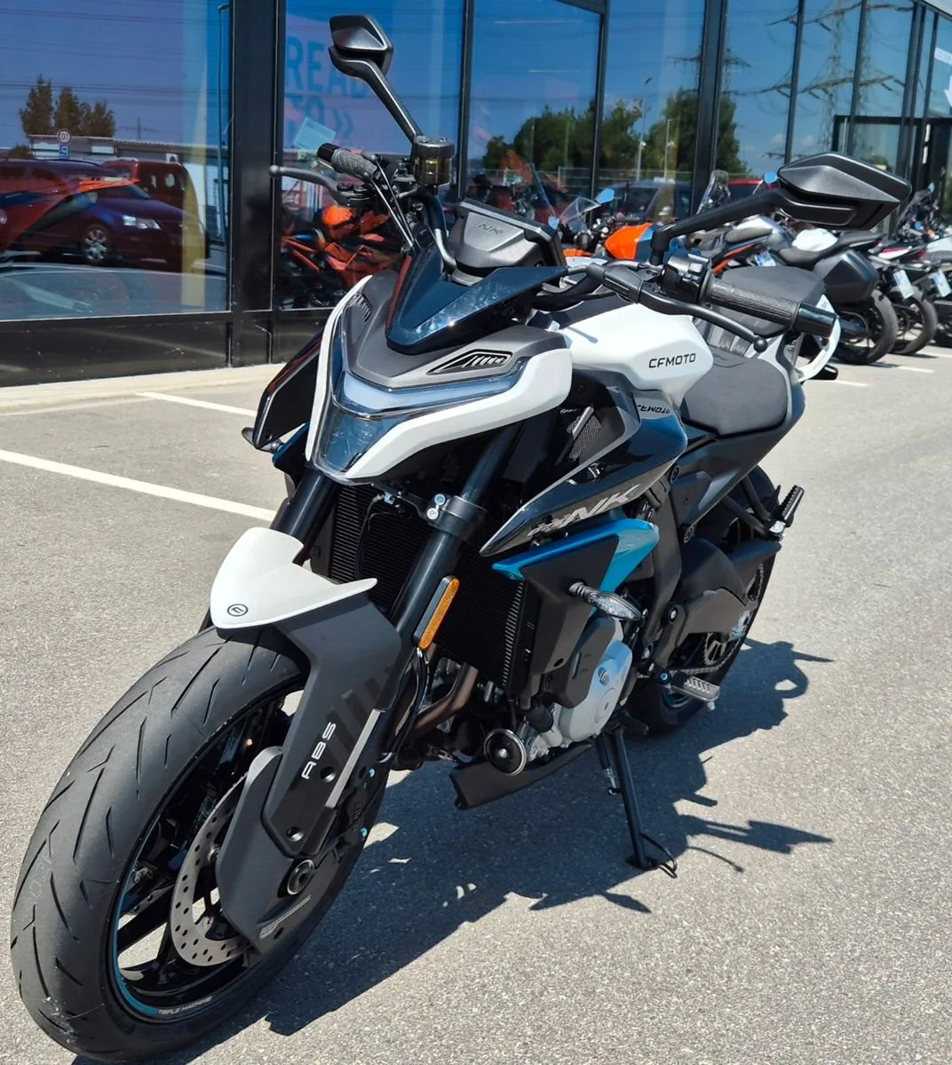 CFMOTO 675NK