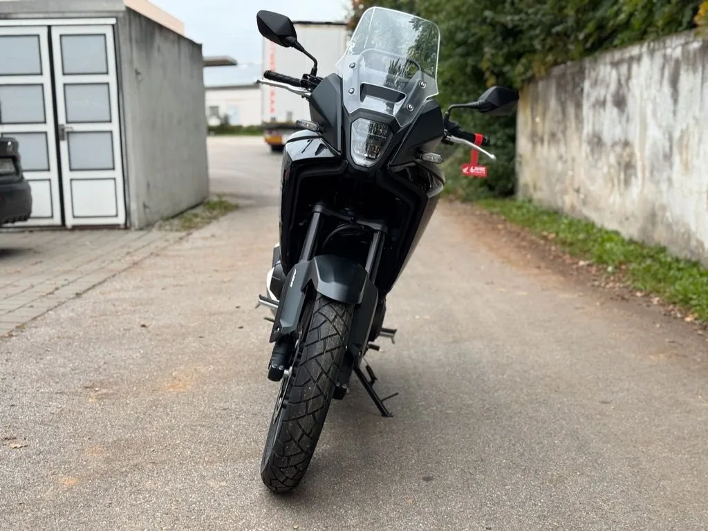 Honda NX500