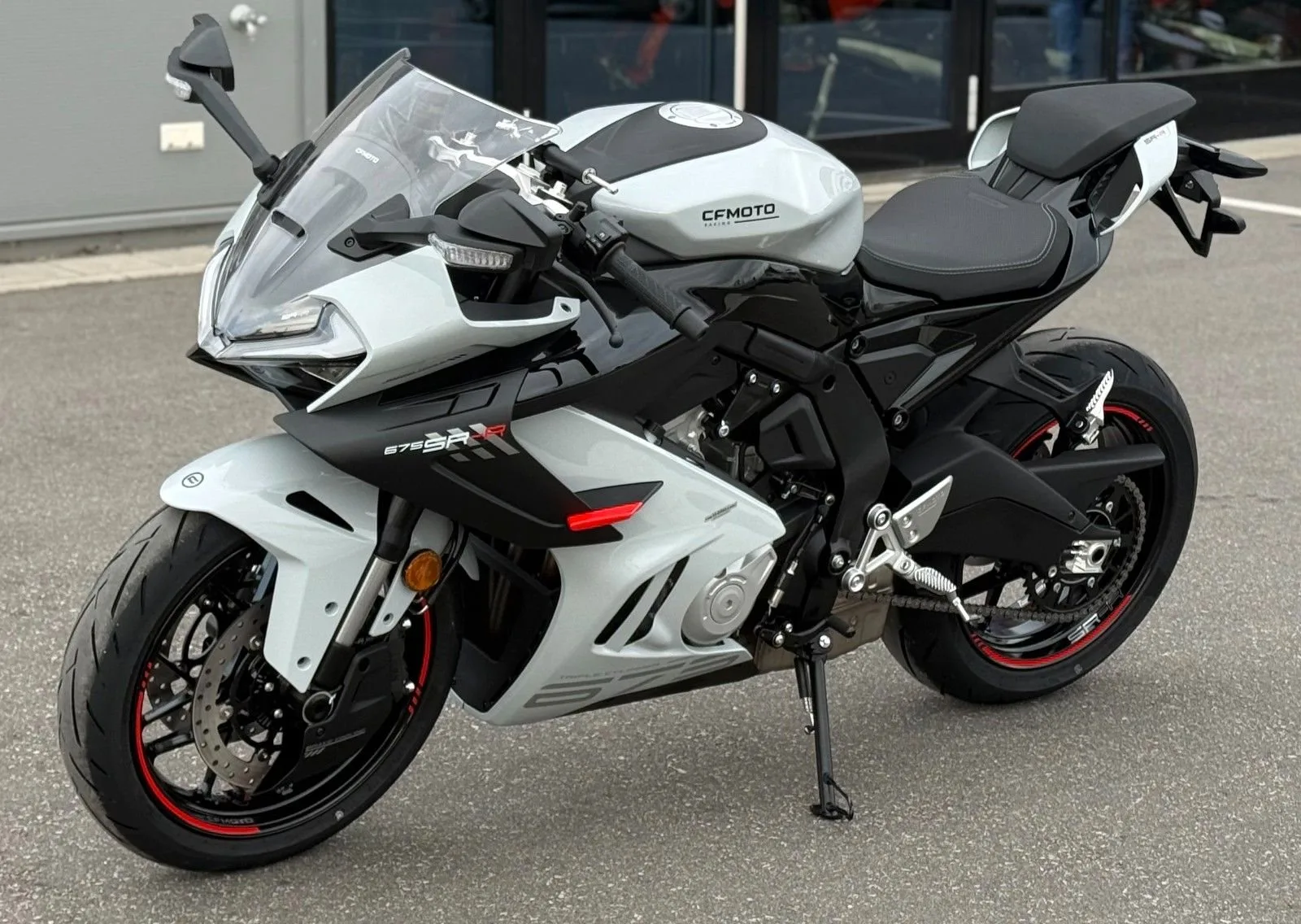 CFMOTO 675SR-R
