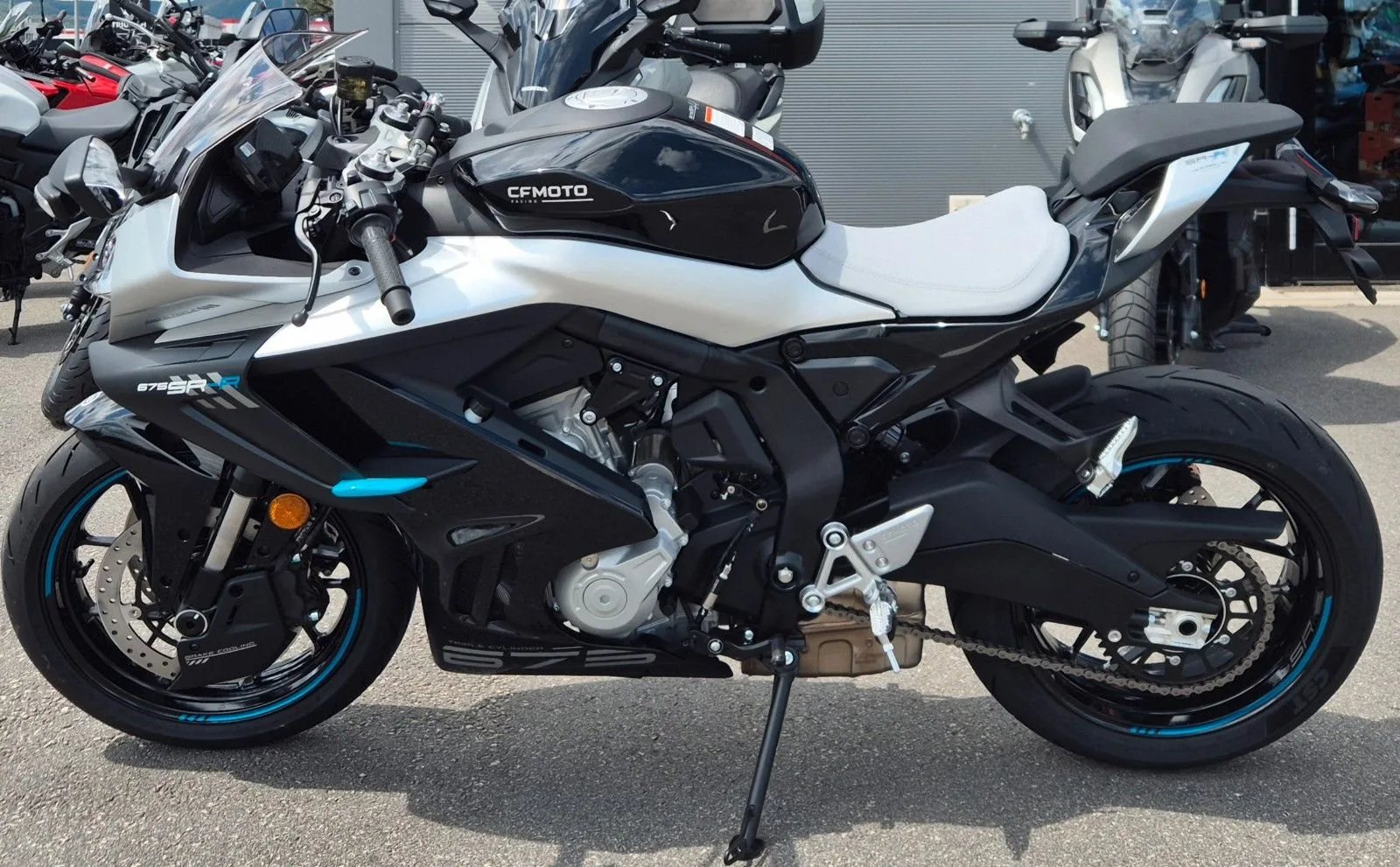CFMOTO 675SR-R
